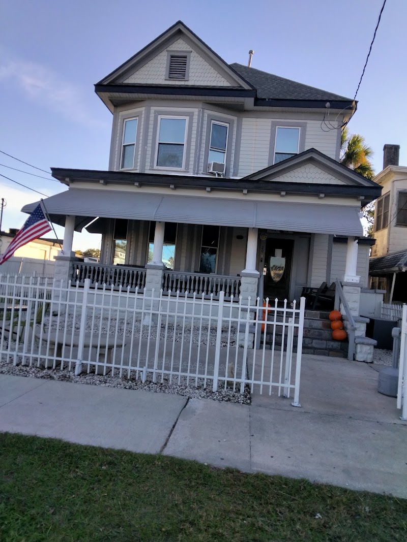 Alcoholic Service Center sober living home