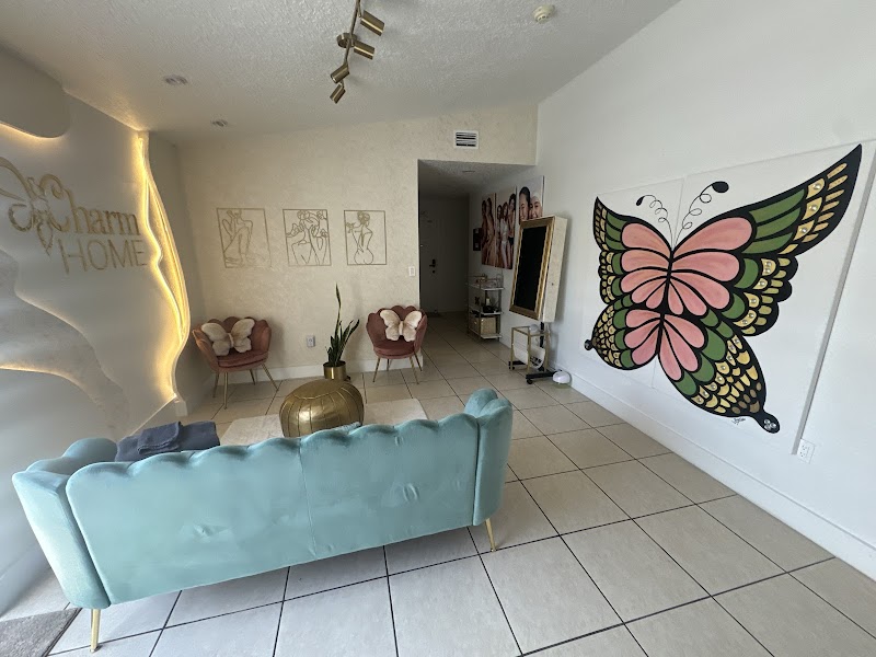 Charm Home Casa de recuperación en Miami | cuidados post quirurgicos post operatorios| Licensed Recovery House After Surgery sober living home