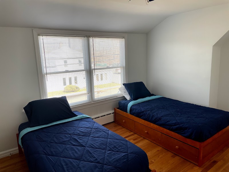 DB House sober living sober living home