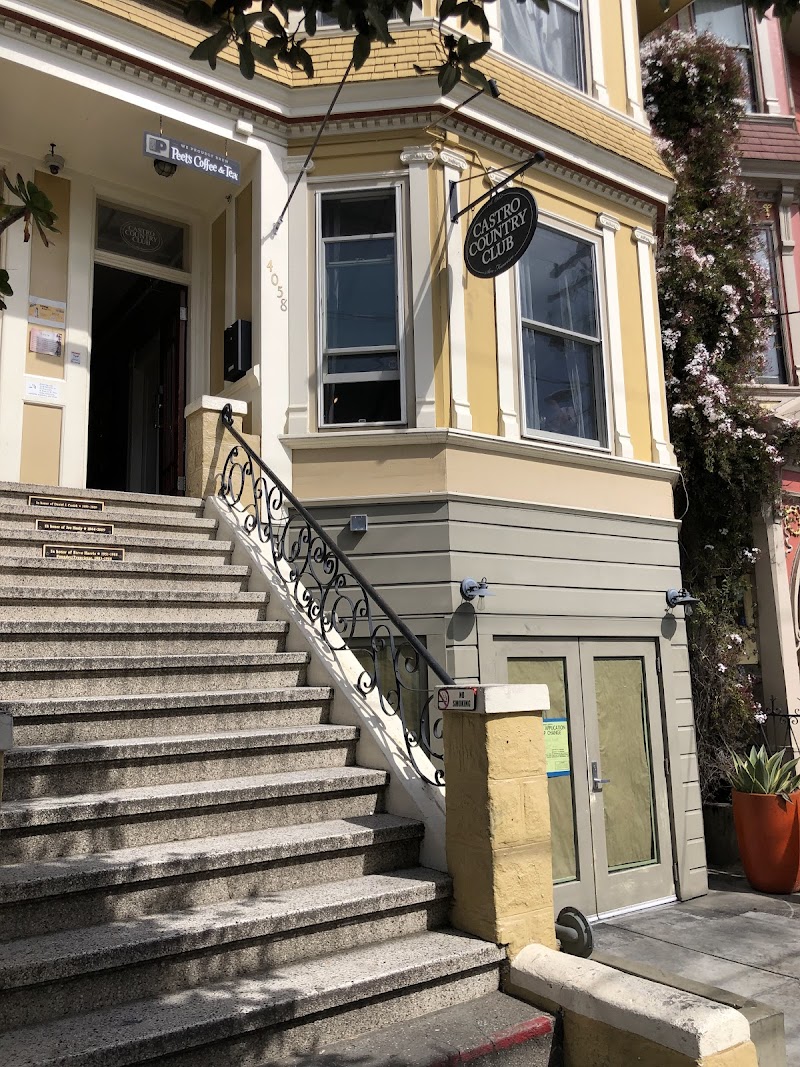 Castro Country Club sober living home