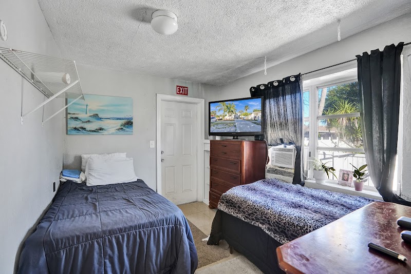 Seven Palms Recovery House sober living home