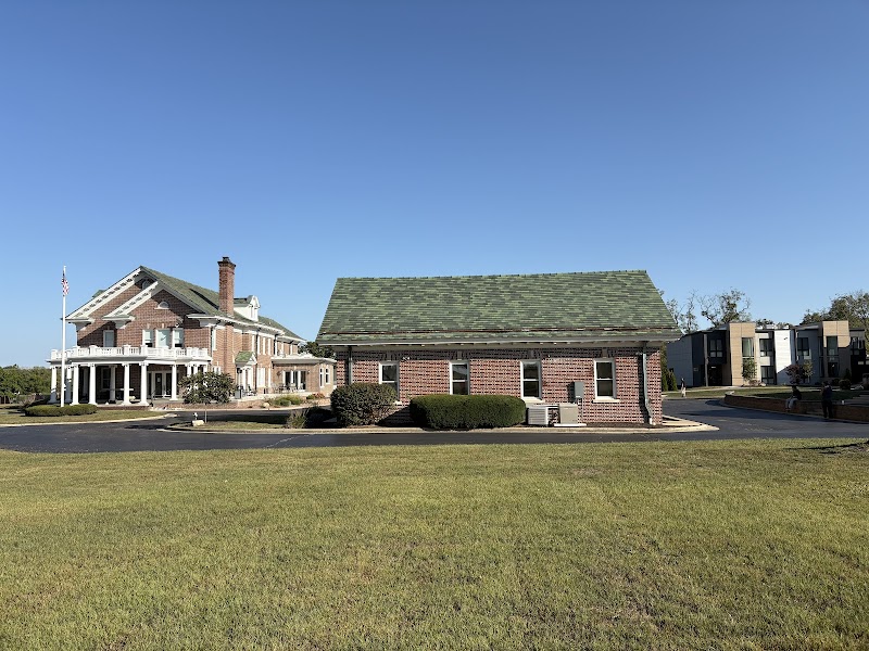 The Grove Estate sober living home