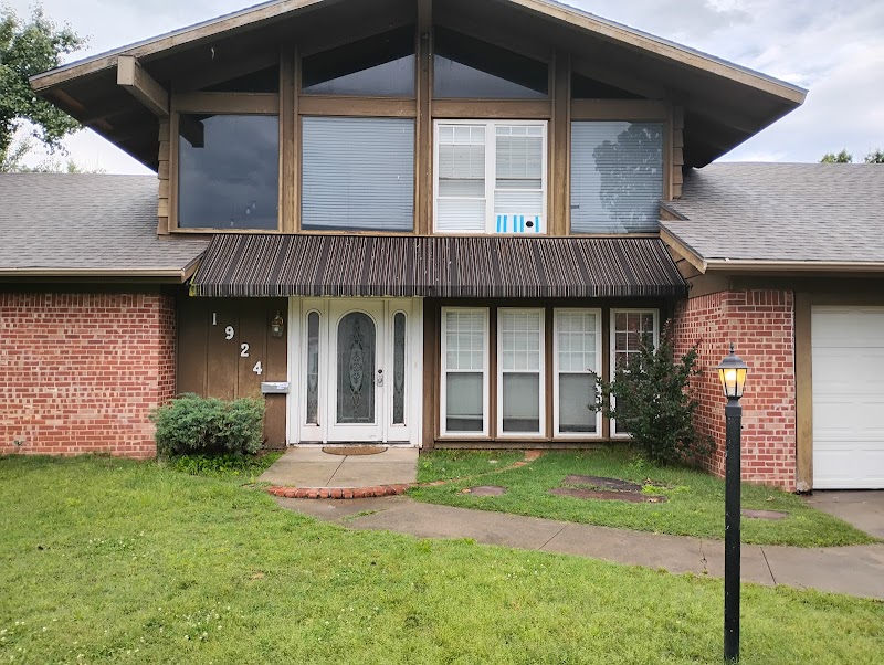 Oxford House Shawnee sober living home