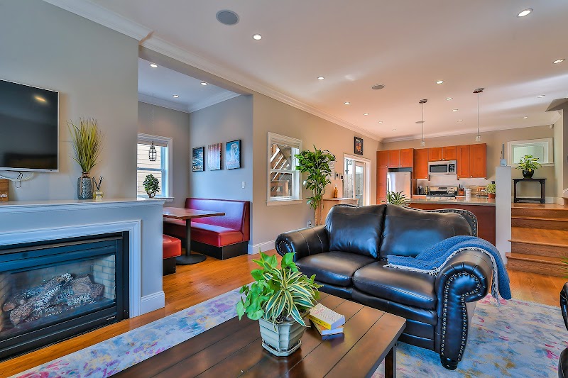 Monarch Sober Living Homes: Santiago | (SLE) Clean & Supportive Living Environment sober living home